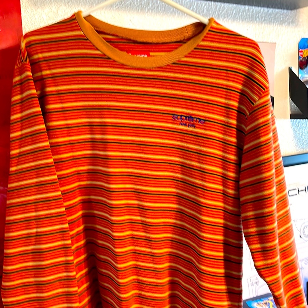 Large men’s Supreme New York long sleeve shirt.